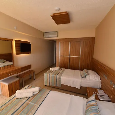روزاري بيتش 3* فتحية