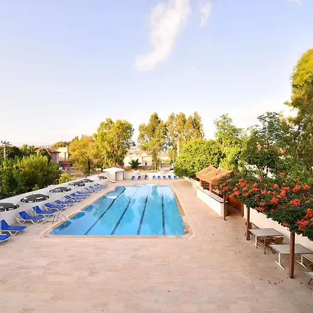 Ξενοδοχείο Rosary 3*